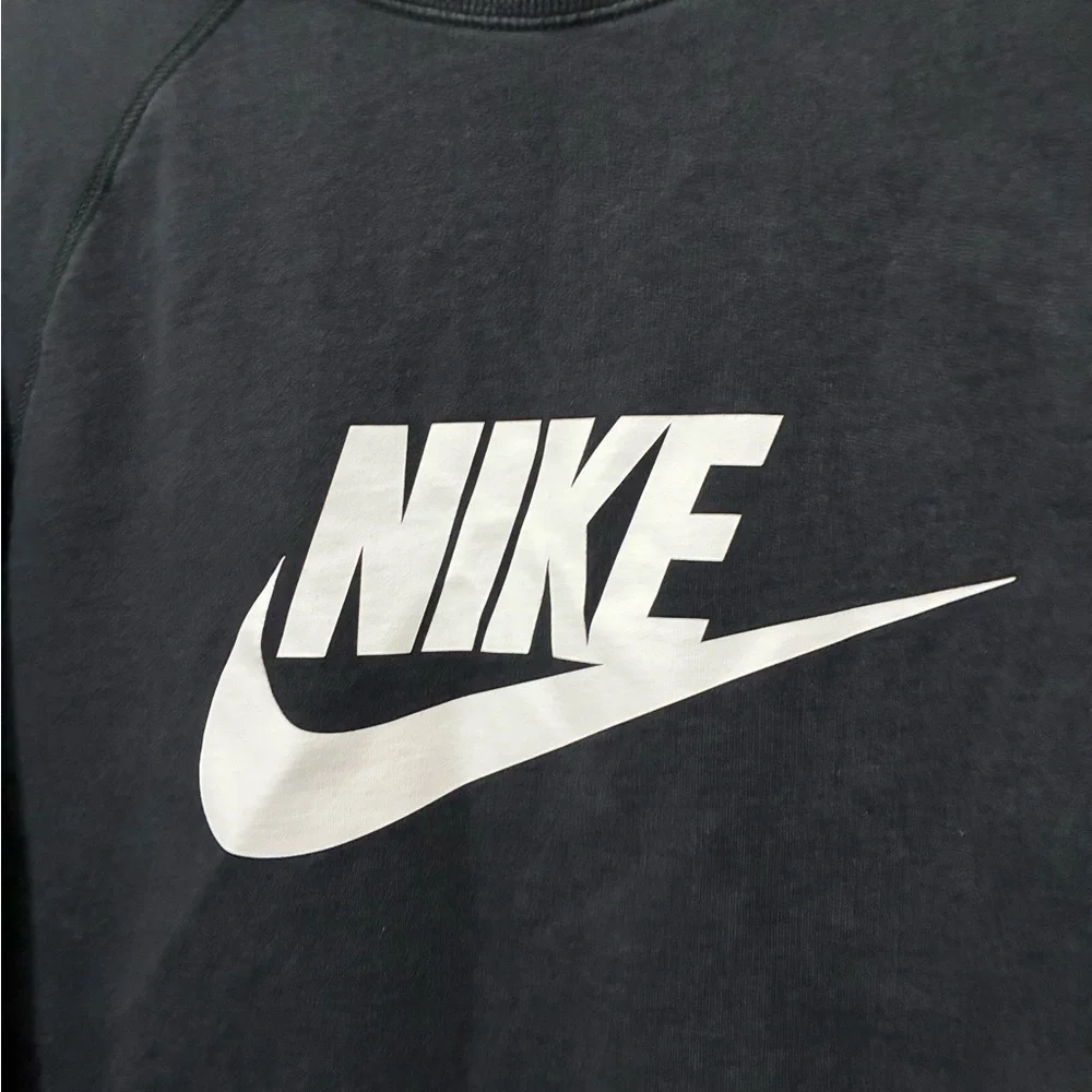 Nike Men's Crewneck Sweater Red Tag Size L